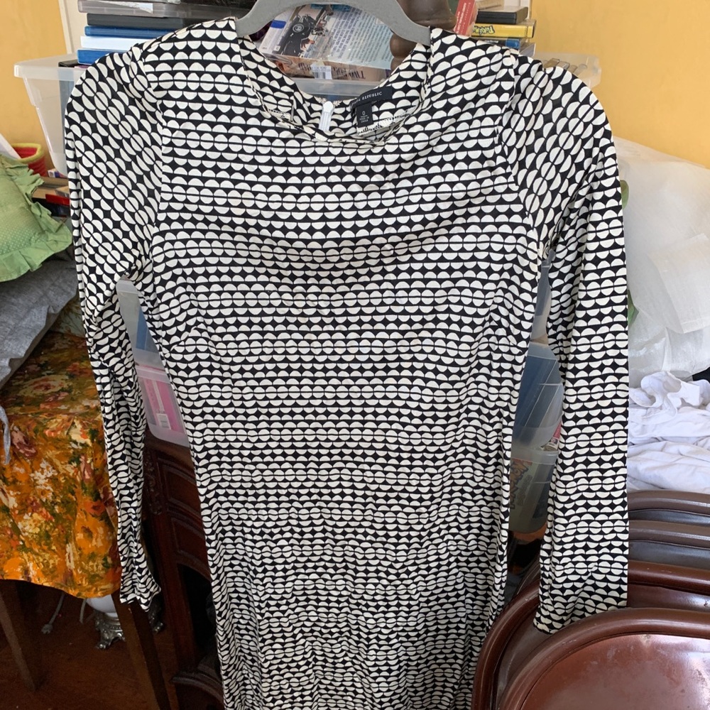 Banana Republic white and black dress